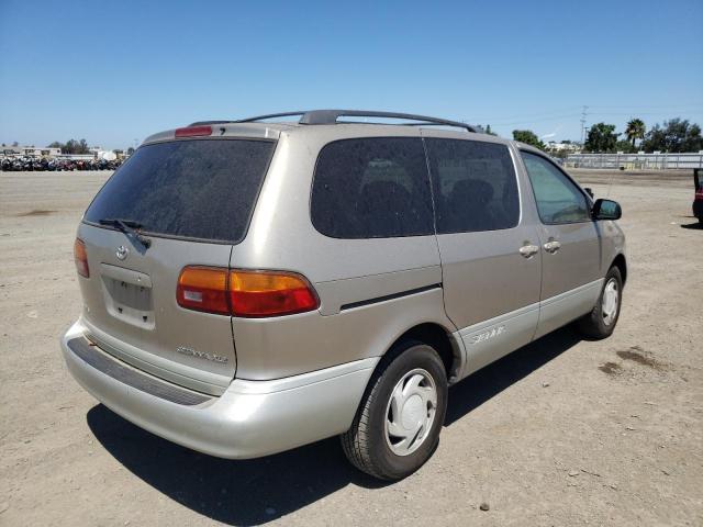 Photo 4 from auction – 2000 TOYOTA SIENNA LE with VIN 4T3ZF13C7YU265216