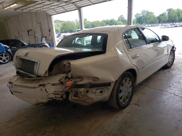 Photo 4 from auction – 2003 LINCOLN TOWN CAR C with VIN 1LNHM83W53Y600603