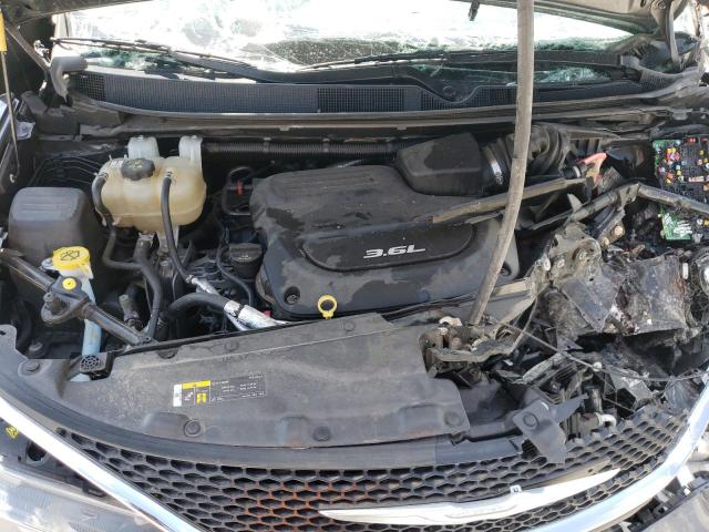 Photo 7 from auction – 2018 CHRYSLER PACIFICA L with VIN 2C4RC1GG4JR121404