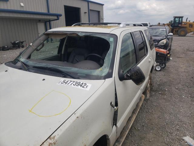 Photo 9 from auction – 2003 MERCURY MOUNTAINEE with VIN 4M2DU66W53ZJ02604