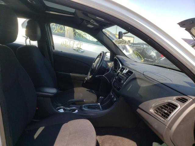 Photo 5 from auction – 2012 CHRYSLER 200 TOURIN with VIN 1C3CCBBG8CN211064