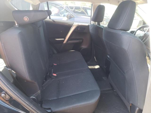 Photo 6 from auction – 2017 TOYOTA RAV4 LE with VIN JTMBFREVXHD205555