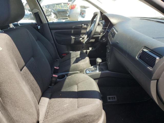 Photo 5 from auction – 2004 VOLKSWAGEN GOLF with VIN 9BWFL61J744036509