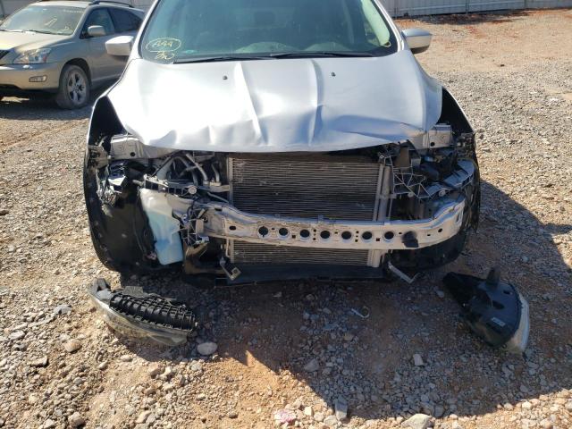 Photo 9 from auction – 2016 FORD ESCAPE SE with VIN 1FMCU0G77GUA45293
