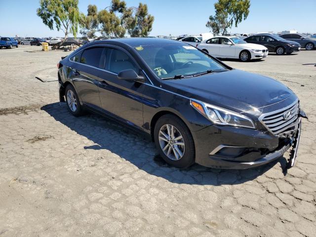 HYUNDAI SONATA SE 2016 with VIN 5NPE24AF4GH413210 - Photo from auction