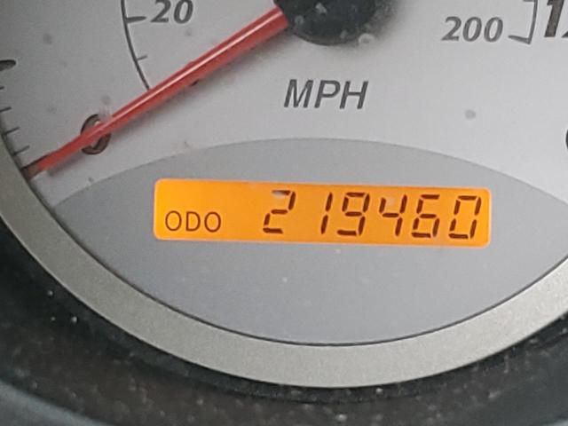 Photo 8 from auction – 2004 TOYOTA RAV4 with VIN JTEHD20VX40002869