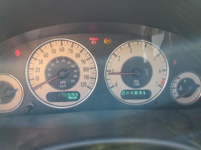 Photo 8 from auction – 2001 CHRYSLER TOWN & COU with VIN 2C8GP64L81R152146