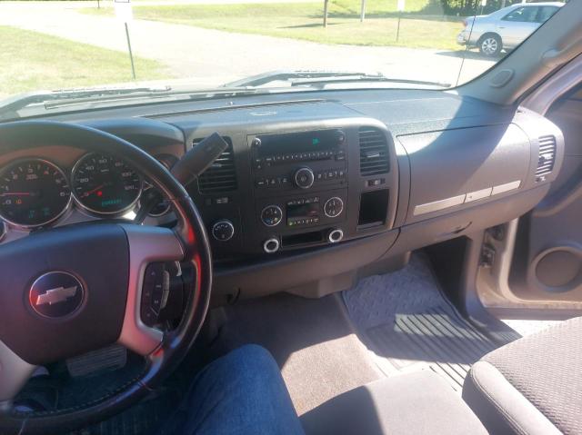 Photo 9 from auction – 2007 CHEVROLET SILVERADO with VIN 1GCEK19097Z614186