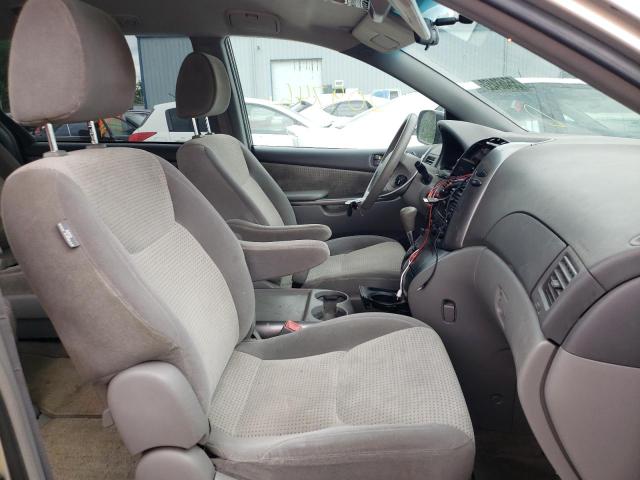 Photo 5 from auction – 2010 TOYOTA SIENNA CE with VIN 5TDKK4CC1AS296967