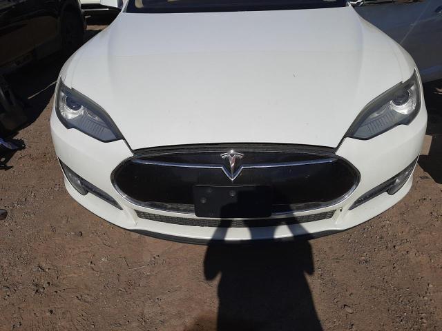 Photo 7 from auction – 2013 TESLA MODEL S with VIN 5YJSA1DN5DFP09242