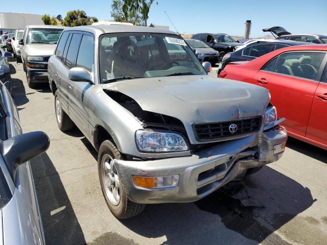 TOYOTA RAV4 2000 with VIN JT3HP10V4Y7166450 - Photo from auction