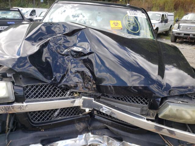 Photo 7 from auction – 2003 CHEVROLET AVALANCHE with VIN 3GNEK13T83G327801