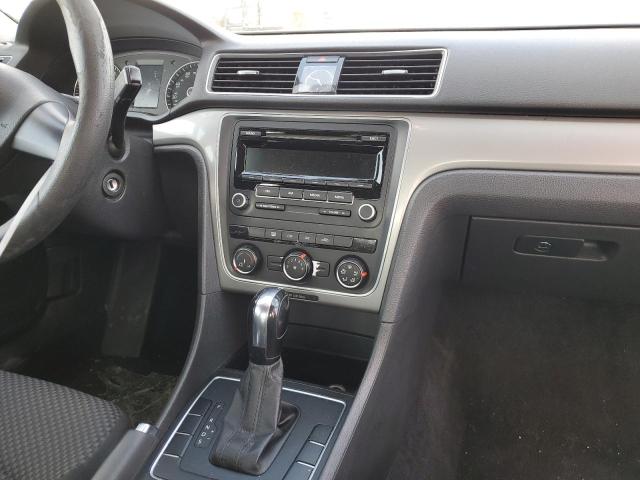 Photo 9 from auction – 2013 VOLKSWAGEN PASSAT S with VIN 1VWAP7A36DC036228