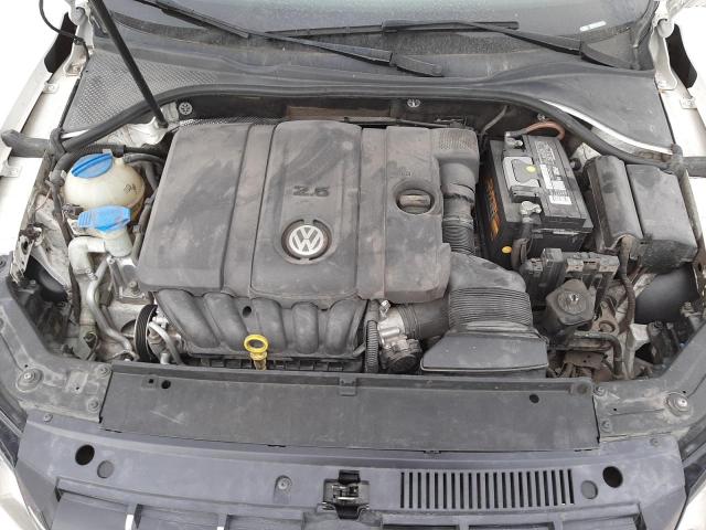 Photo 7 from auction – 2014 VOLKSWAGEN PASSAT S with VIN 1VWAP7A30EC009219