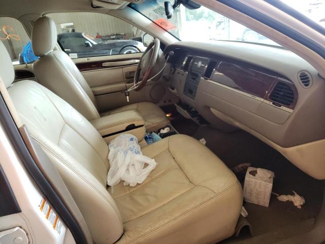 Photo 5 from auction – 2003 LINCOLN TOWN CAR C with VIN 1LNHM83W53Y600603