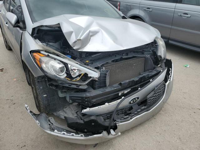 Photo 9 from auction – 2016 KIA FORTE LX with VIN KNAFK4A61G5514111