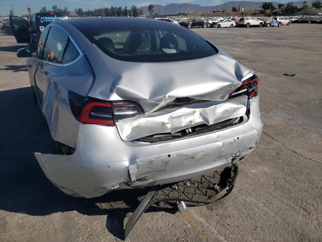 Photo 9 from auction – 2018 TESLA MODEL 3 with VIN 5YJ3E1EA0JF095345