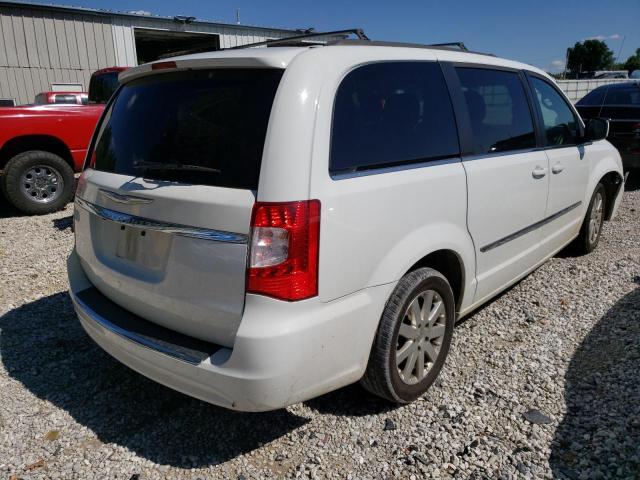 Photo 4 from auction – 2015 CHRYSLER TOWN & COU with VIN 2C4RC1BG9FR730759