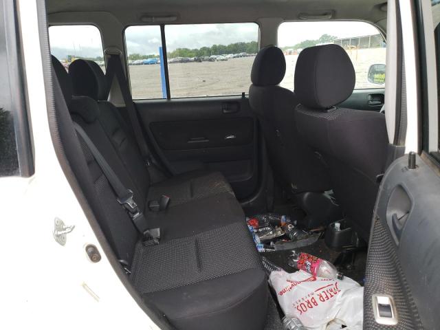 Photo 6 from auction – 2004 TOYOTA SCION XB with VIN JTLKT324040141016