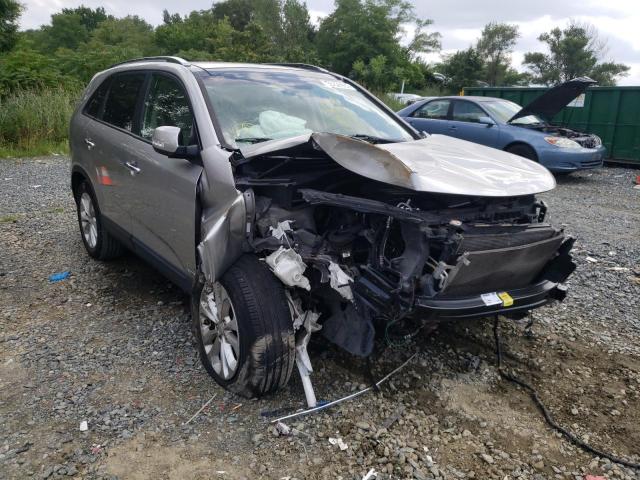 Photo 9 from auction – 2014 KIA SORENTO EX with VIN 5XYKUDA77EG529978