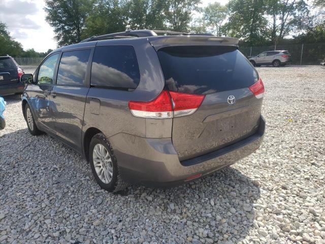 Photo 3 from auction – 2012 TOYOTA SIENNA XLE with VIN 5TDYK3DC8CS179229