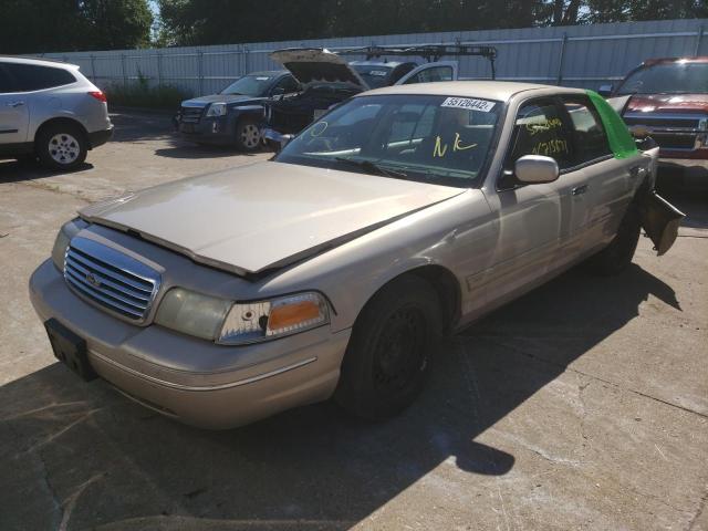 Photo 2 from auction – 1998 FORD CROWN VICT with VIN 2FAFP73W0WX112019