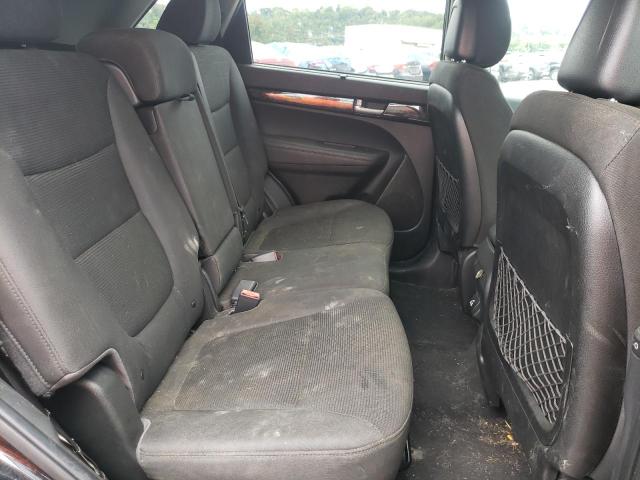 Photo 6 from auction – 2014 KIA SORENTO LX with VIN 5XYKTDA72EG445912