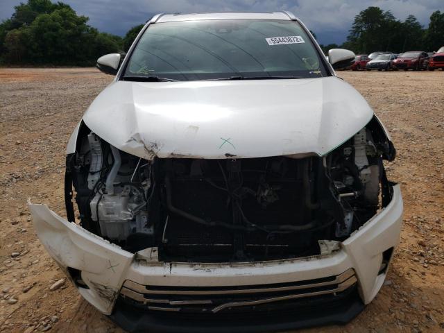 Photo 9 from auction – 2018 TOYOTA HIGHLANDER with VIN 5TDDGRFH6JS037941