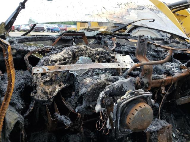 Photo 8 from auction – 2004 GMC NEW SIERRA with VIN 2GTEK13T441352410
