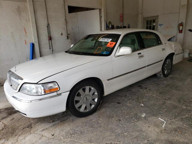 Photo 2 from auction – 2003 LINCOLN TOWN CAR C with VIN 1LNHM83W53Y600603