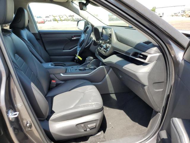 Photo 5 from auction – 2022 TOYOTA HIGHLANDER with VIN 5TDGZRAH7NS549227