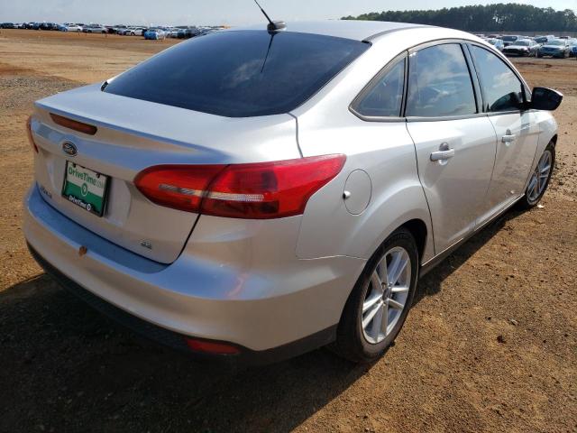 Photo 4 from auction – 2017 FORD FOCUS SE with VIN 1FADP3F26HL347601