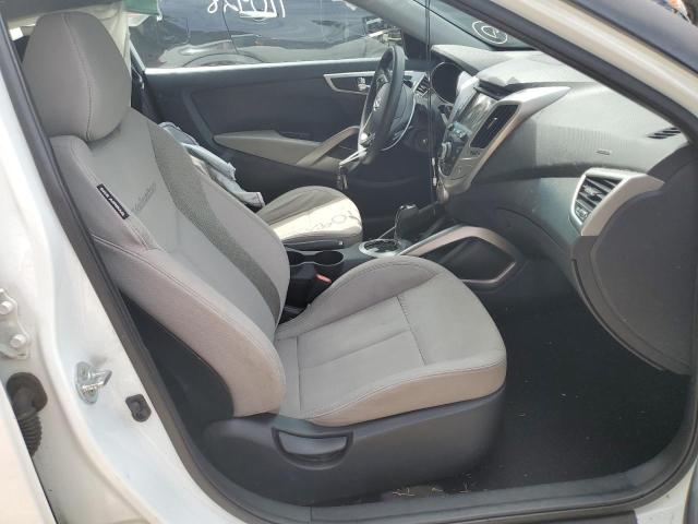 Photo 5 from auction – 2014 HYUNDAI VELOSTER with VIN KMHTC6AD2EU215836
