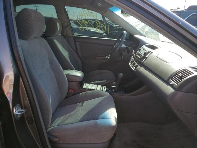 Photo 5 from auction – 2004 TOYOTA CAMRY LE with VIN 4T1BE32K24U818642