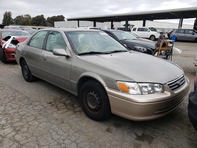 Photo 1 from auction – 2000 TOYOTA CAMRY with VIN 4T1BG22K9YU626547