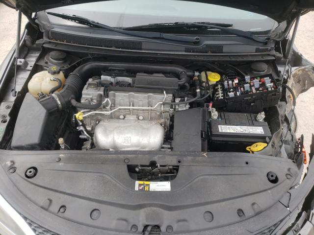Photo 7 from auction – 2017 CHRYSLER 200 LX with VIN 1C3CCCFBXHN501608