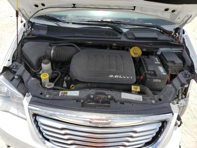 Photo 7 from auction – 2013 CHRYSLER TOWN & COU with VIN 2C4RC1BG7DR815533