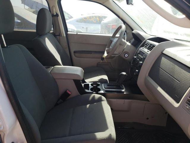Photo 5 from auction – 2011 FORD ESCAPE XLS with VIN 1FMCU0C74BKC43002