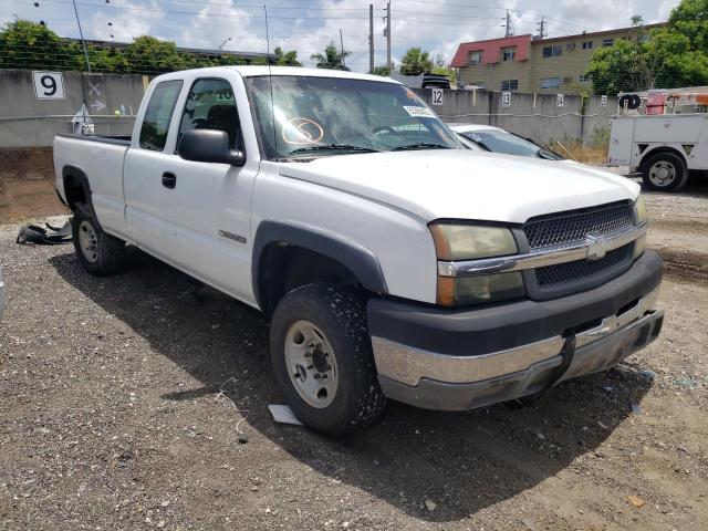 CHEVROLET SILVERADO 2003 with VIN 1GCHC29U53E330669 - Photo from auction