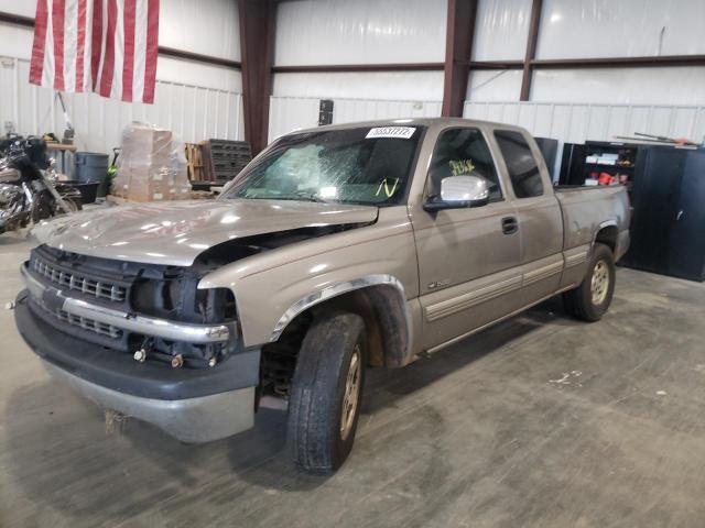 Photo 2 from auction – 2000 CHEVROLET SILVERADO with VIN 1GCEC19V9YZ134689
