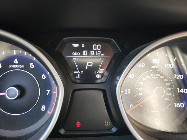 Photo 8 from auction – 2012 HYUNDAI ELANTRA GL with VIN 5NPDH4AE7CH094803