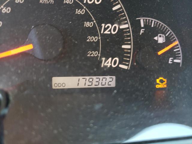 Photo 8 from auction – 2005 TOYOTA CAMRY LE with VIN JTDBF32K350158833