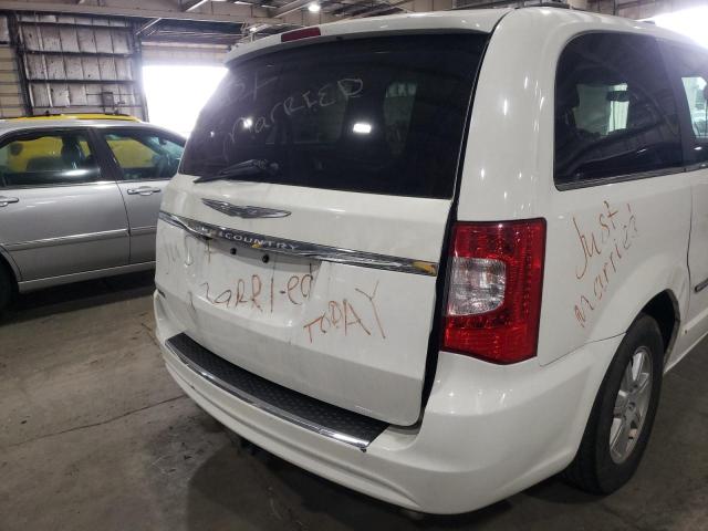 Photo 9 from auction – 2012 CHRYSLER TOWN & COU with VIN 2C4RC1BG2CR306593
