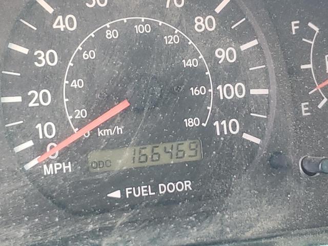 Photo 8 from auction – 2000 TOYOTA SIENNA LE with VIN 4T3ZF13C7YU265216