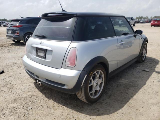 Photo 4 from auction – 2005 MINI COOPER S with VIN WMWRE33545TG96756
