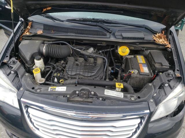Photo 7 from auction – 2015 CHRYSLER TOWN & COU with VIN 2C4RC1CG7FR601126