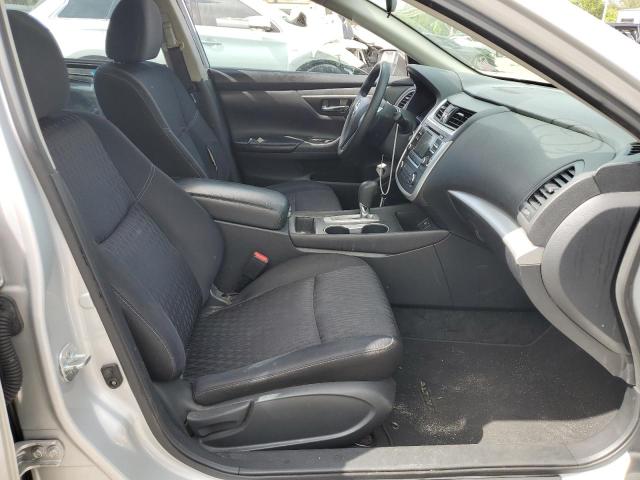 Photo 5 from auction – 2017 NISSAN ALTIMA 2.5 with VIN 1N4AL3AP0HC230100