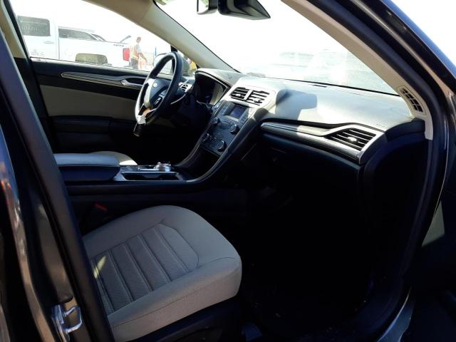 Photo 5 from auction – 2020 FORD FUSION S with VIN 3FA6P0G71LR112079