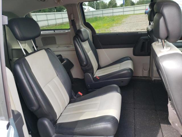 Photo 6 from auction – 2010 CHRYSLER TOWN & COU with VIN 2A4RR8DX1AR361497