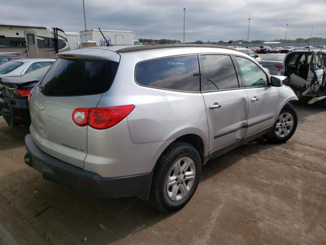 Photo 4 from auction – 2011 CHEVROLET TRAVERSE L with VIN 1GNKVFED5BJ110359